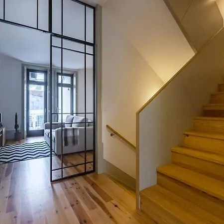 Nomad's Family - Local Apartment